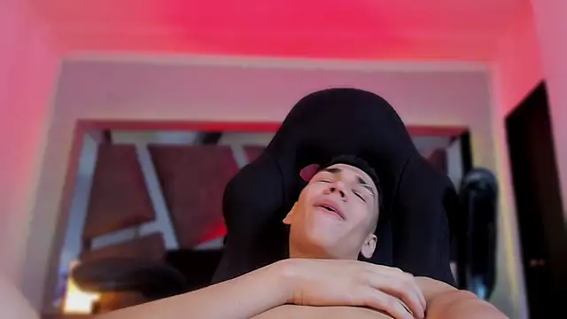 Snapshot of _AnthonyLima_ chatting on February 11, 2026, 4:01 am AnthonyLima online show from February 11, 2026, 4:01 am