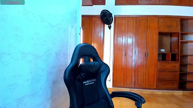 Emily and Soffy online show from April 13, 2026, 12:20 pm