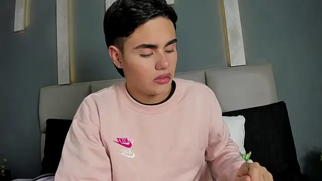 Snapshot of FemNoa chatting on March 2, 2026, 1:51 pm FemNoa online show from March 2, 2026, 1:51 pm