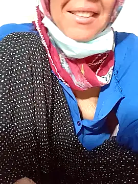 Snapshot of turbanlim07 chatting on February 19, 2026, 12:07 am turbanlim07 online show from February 19, 2026, 12:07 am