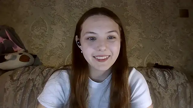 Snapshot of YuniNeko chatting on February 16, 2026, 5:11 pm YuniNeko online show from February 16, 2026, 5:11 pm