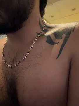 DaggerTie online show from March 25, 2026, 1:54 pm