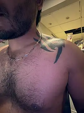 DaggerTie online show from April 2, 2026, 6:36 pm