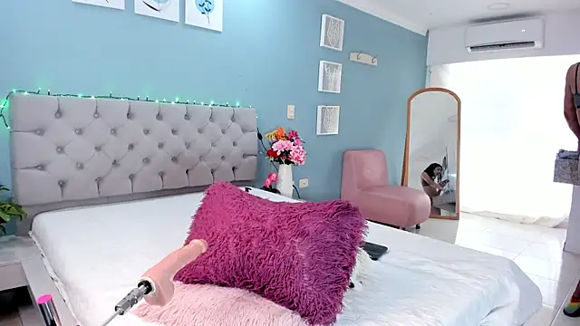 Valentina Rujano online show from April 10, 2026, 2:46 pm