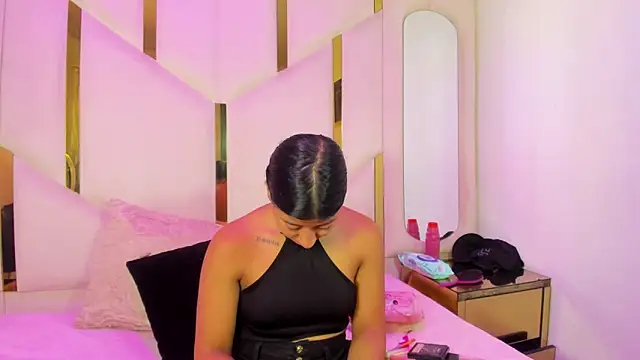 Vaneline2 online show from April 9, 2026, 3:51 pm