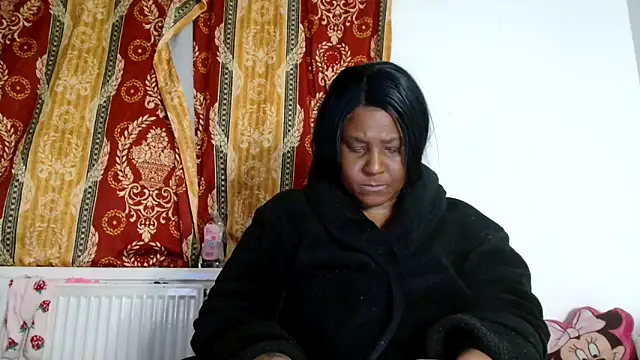 CurvySashia online show from March 5, 2026, 12:07 am