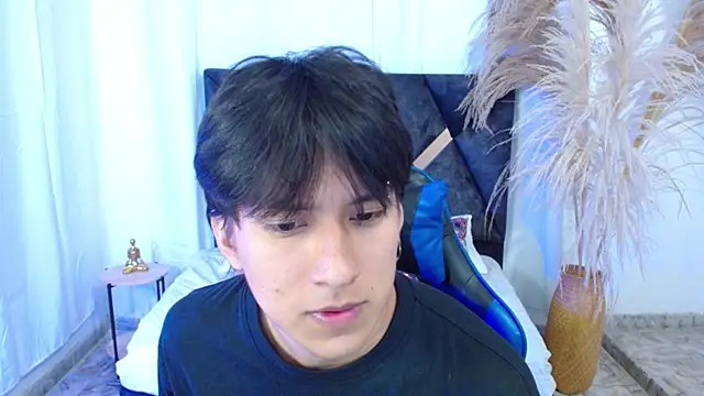 Snapshot of nikoo_18 chatting on February 9, 2026, 1:20 pm nikoo 18 online show from February 9, 2026, 1:20 pm