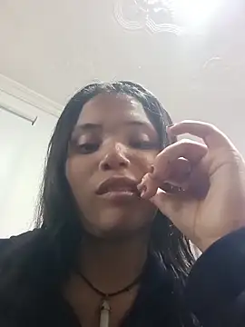 Maggyx online show from February 17, 2026, 1:30 pm