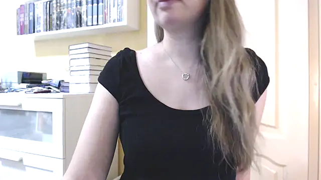 Tasiya online show from March 17, 2026, 7:17 pm