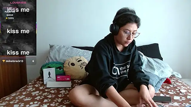 Snapshot of Juliexxxxtasy chatting on February 17, 2026, 1:52 pm Juliexxxxtasy online show from February 17, 2026, 1:52 pm