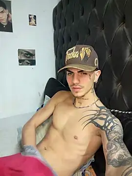 Snapshot of paul-mendezx chatting on February 16, 2026, 1:04 am paul-mendezx online show from February 16, 2026, 1:04 am