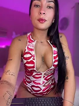 SofiaSiren online show from May 16, 2026, 1:48 am