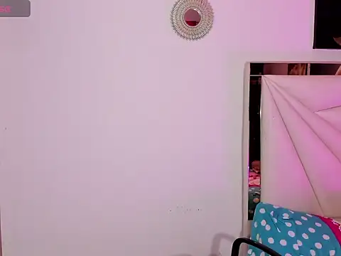 Snapshot of ale-noah chatting on February 10, 2026, 2:49 pm ale-noah online show from February 10, 2026, 2:49 pm