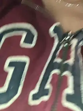 Snapshot of vivi1889 chatting on February 5, 2026, 4:08 am vivi1889 online show from February 5, 2026, 4:08 am