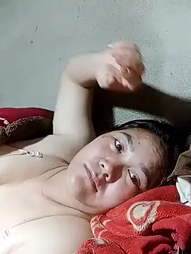 Snapshot of bongtuyet11 chatting on February 21, 2026, 12:12 am bongtuyet11 online show from February 21, 2026, 12:12 am