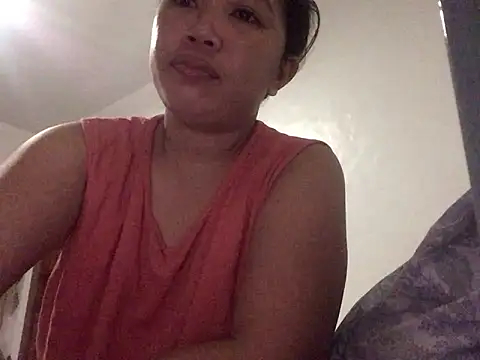 Snapshot of lady_candy85 chatting on February 16, 2026, 7:12 pm lady candy85 online show from February 16, 2026, 7:12 pm