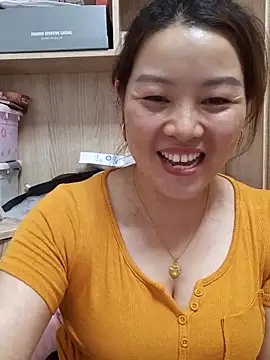 Jennie dogy online show from May 24, 2026, 1:33 pm