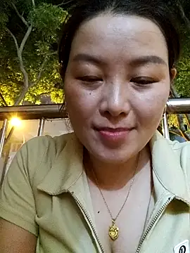 Jennie dogy online show from April 15, 2026, 4:11 pm