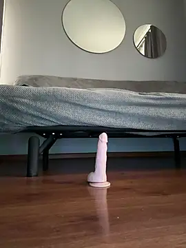 Snapshot of chilhorny chatting on February 17, 2026, 6:33 am chilhorny online show from February 17, 2026, 6:33 am