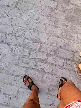 Snapshot of x_couple2 chatting on February 22, 2026, 2:36 am x couple2 online show from February 22, 2026, 2:36 am