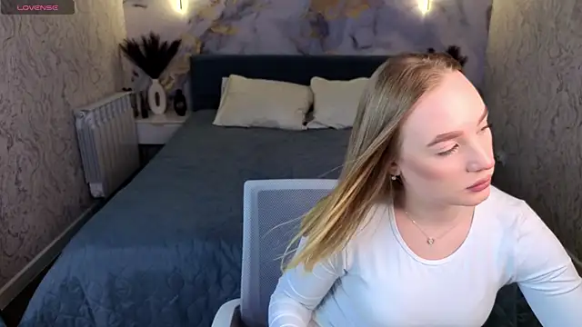 Snapshot of DaraLex_ chatting on February 27, 2026, 9:42 am DaraLex online show from February 27, 2026, 9:42 am