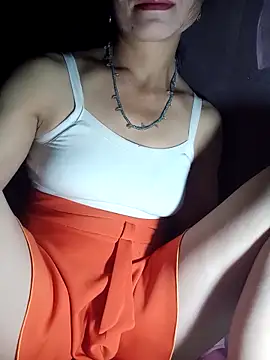 witch-xx online show from April 12, 2026, 4:43 pm