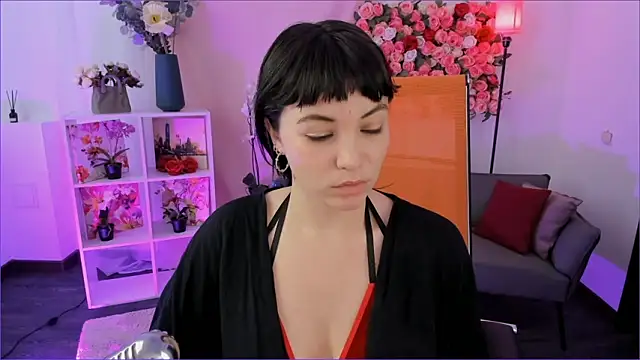 NeoGeisha online show from February 11, 2026, 6:46 am