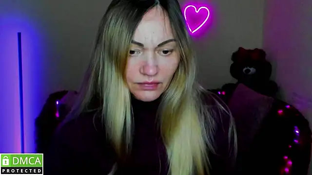 Snapshot of BlondMikey22 chatting on February 21, 2026, 6:21 pm BlondMikey22 online show from February 21, 2026, 6:21 pm