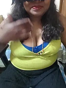 Snapshot of Archana_achu143 chatting on February 14, 2026, 5:51 am Archana achu143 online show from February 14, 2026, 5:51 am