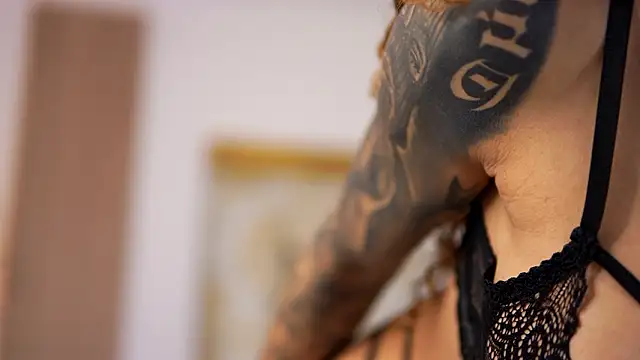 Snapshot of ExoticTala chatting on February 20, 2026, 10:06 am ExoticTala online show from February 20, 2026, 10:06 am