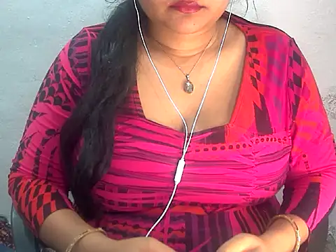 Snapshot of Saniya_K2 chatting on May 7, 2026, 4:10 pm Saniya K2 online show from May 7, 2026, 4:10 pm