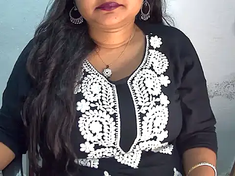 Snapshot of Saniya_K2 chatting on April 30, 2026, 4:25 pm Saniya K2 online show from April 30, 2026, 4:25 pm