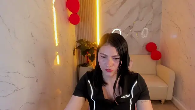 Snapshot of rox_luxury_tf chatting on February 27, 2026, 9:03 pm rox luxury tf online show from February 27, 2026, 9:03 pm