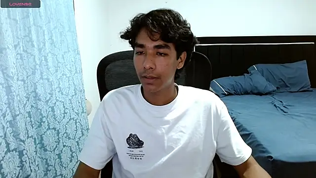 Pedestal diamant online show from April 15, 2026, 12:16 am