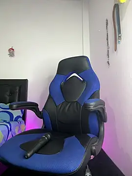 sooe fox online show from March 20, 2026, 4:35 am