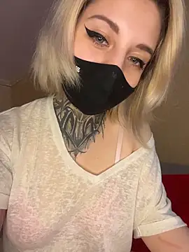 AllisonXAlfred online show from February 26, 2026, 7:25 pm