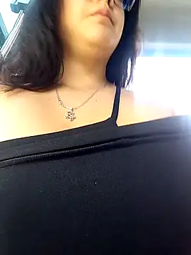 Snapshot of Mari-98 chatting on February 28, 2026, 4:17 pm Mari-98 online show from February 28, 2026, 4:17 pm