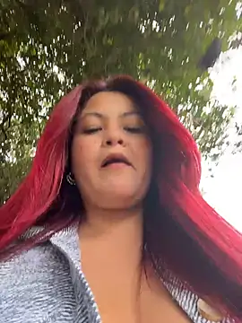 Lia-Moon77 online show from April 15, 2026, 8:20 pm