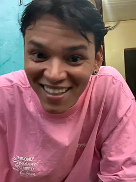 Snapshot of seucasal chatting on February 20, 2026, 9:50 pm seucasal online show from February 20, 2026, 9:50 pm