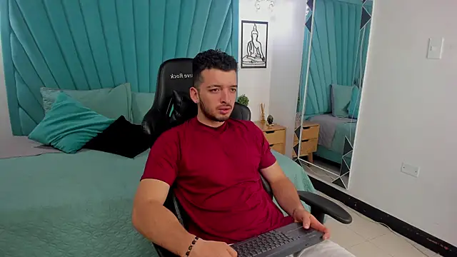 Snapshot of Logan_Wolf-js chatting on March 20, 2026, 12:17 pm Logan Wolf-js online show from March 20, 2026, 12:17 pm