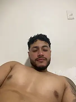 MattiaDupont online show from April 5, 2026, 7:31 pm