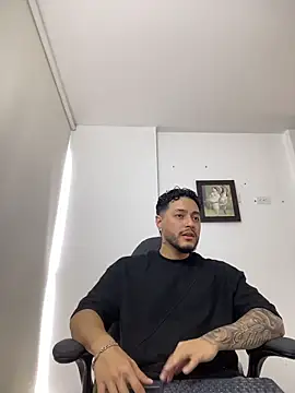 MattiaDupont online show from March 24, 2026, 9:37 pm