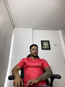 MattiaDupont online show from March 16, 2026, 10:12 pm