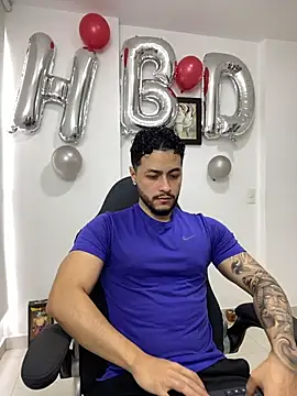 MattiaDupont online show from March 27, 2026, 9:16 pm