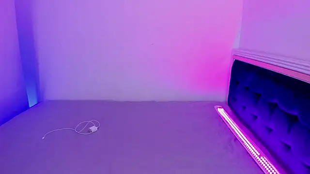 Angelica  Red online show from March 3, 2026, 8:54 am