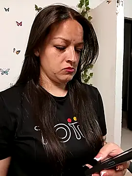 Snapshot of Ivanna_Greey1 chatting on March 3, 2026, 12:39 am Ivanna Greey1 online show from March 3, 2026, 12:39 am