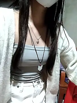 DoliceGirl2k online show from April 1, 2026, 11:33 am