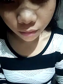 camtu00 online show from February 9, 2026, 12:36 pm