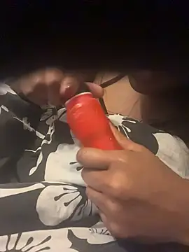 Snapshot of browncutie7 chatting on February 8, 2026, 3:15 am browncutie7 online show from February 8, 2026, 3:15 am