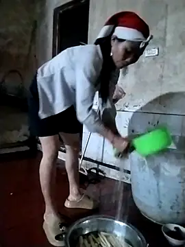 Snapshot of sen1199 chatting on February 25, 2026, 10:48 am sen1199 online show from February 25, 2026, 10:48 am